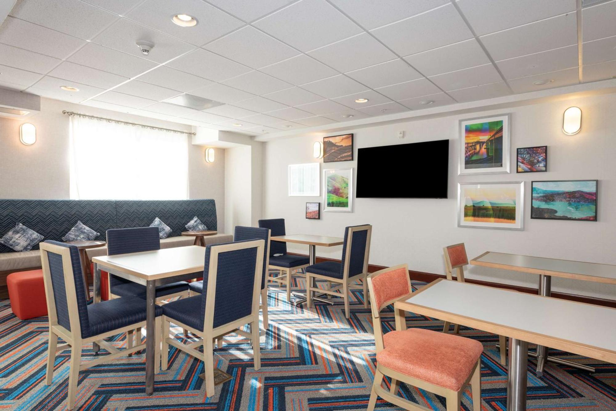 Hampton Inn & Suites Pittsburg Exteriör bild