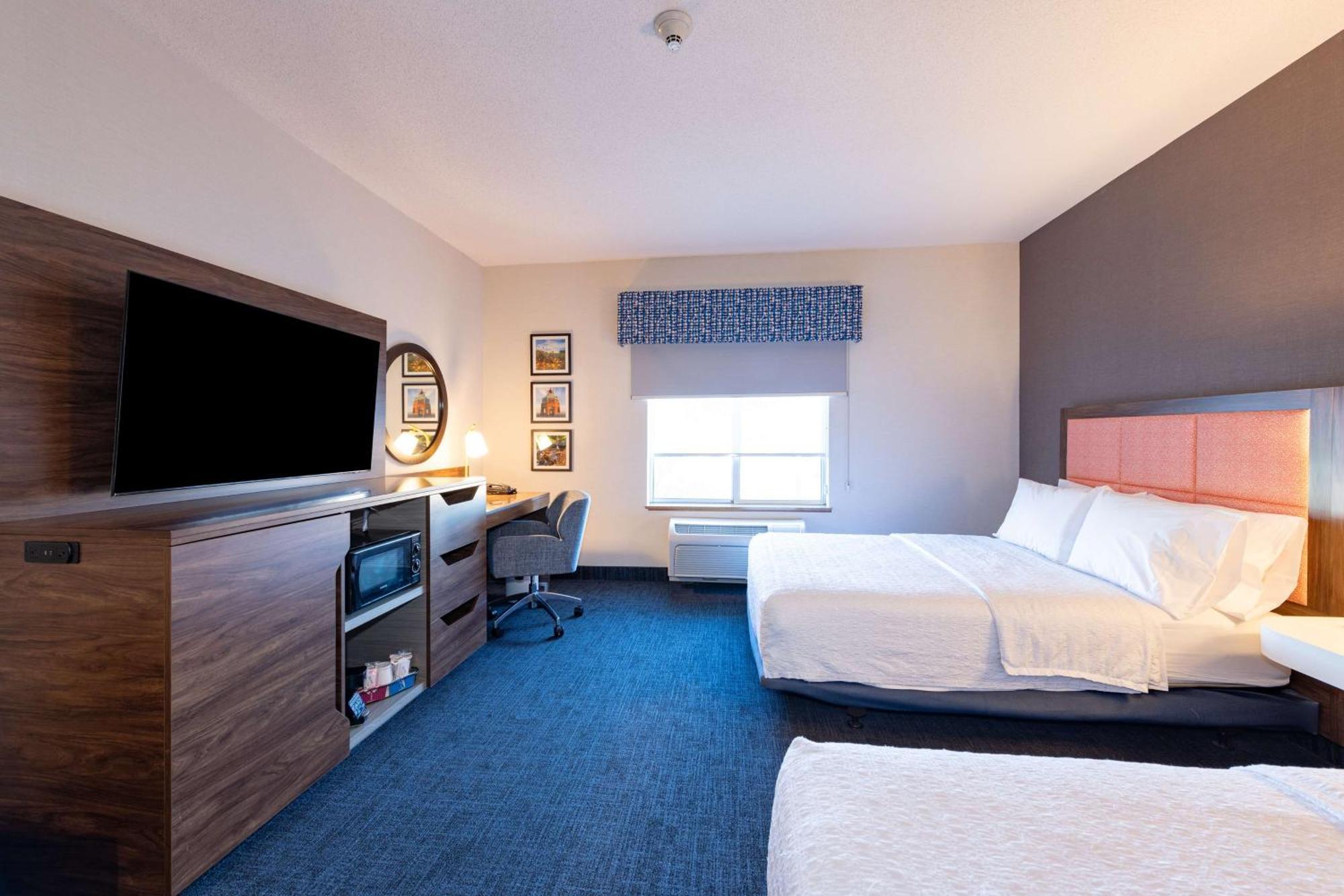 Hampton Inn & Suites Pittsburg Exteriör bild